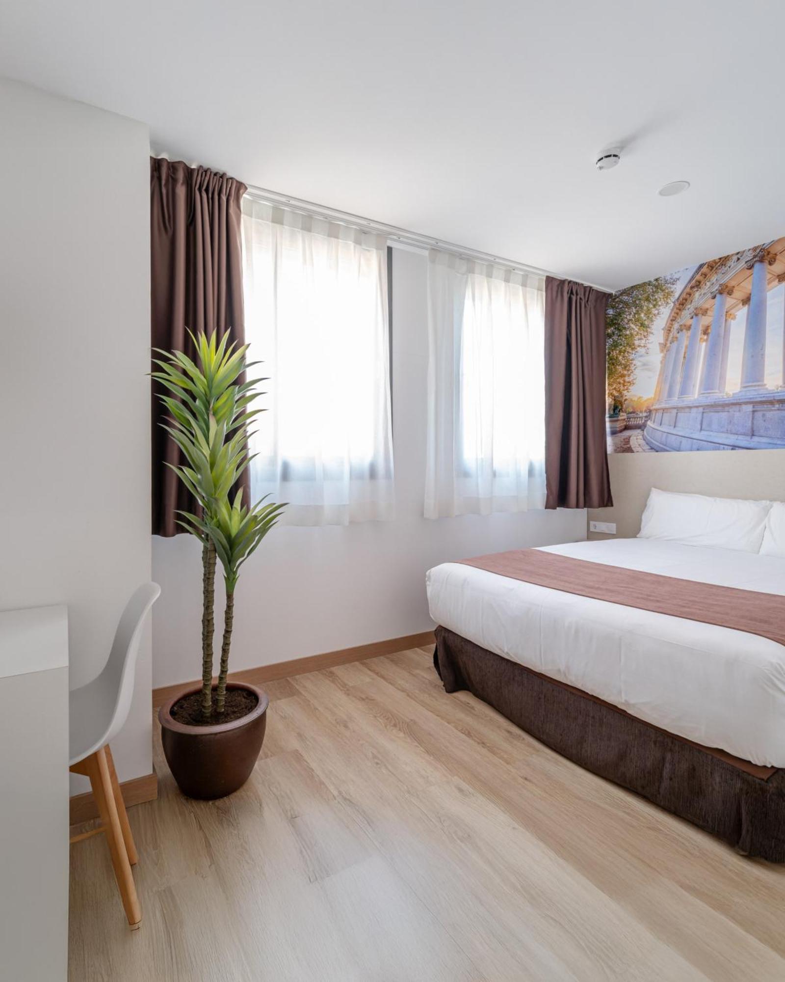 Hotel Bestprice Alegria Мадрид Экстерьер фото